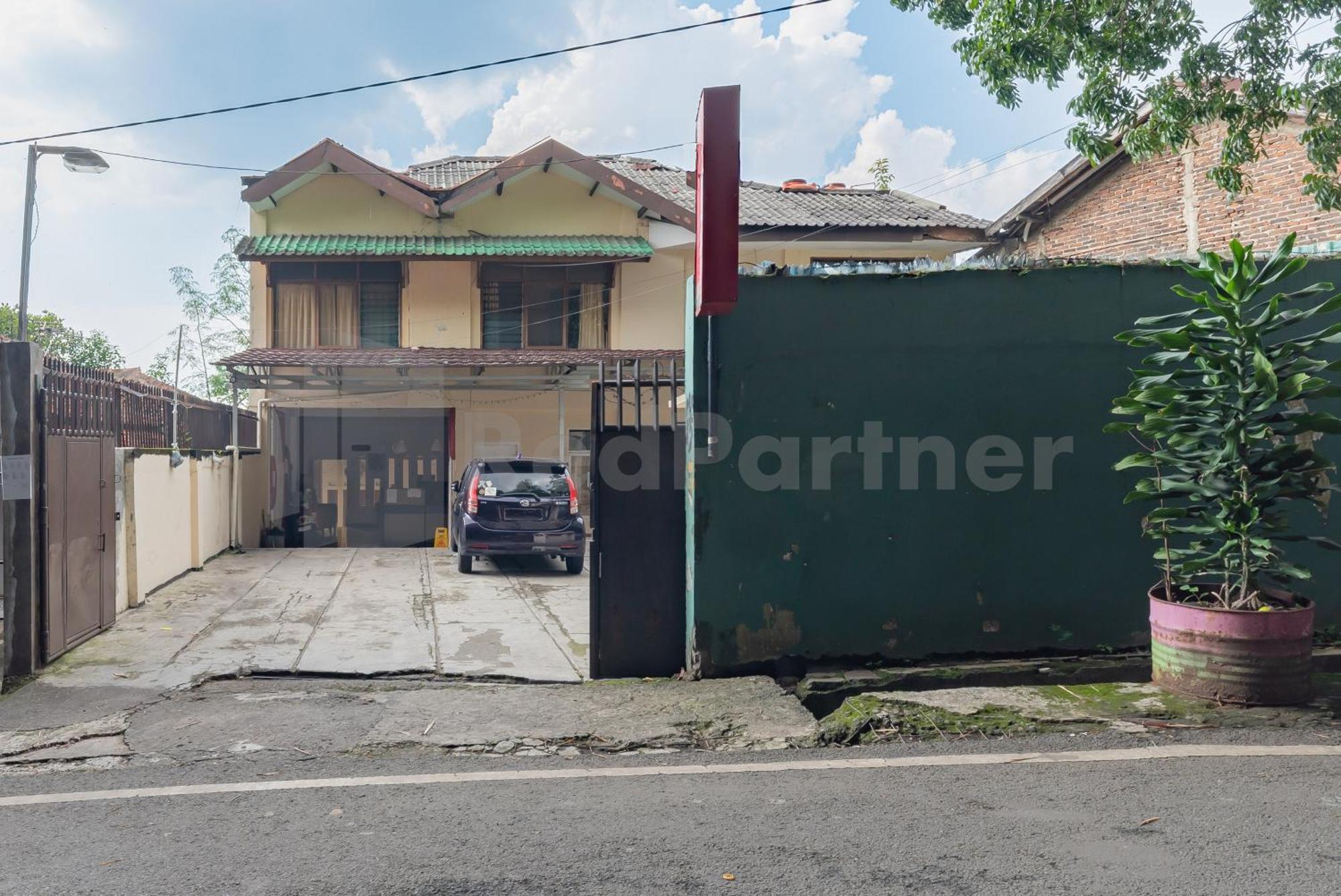 OYO 1340 Wisma Alamanda Bandung Bagian luar foto