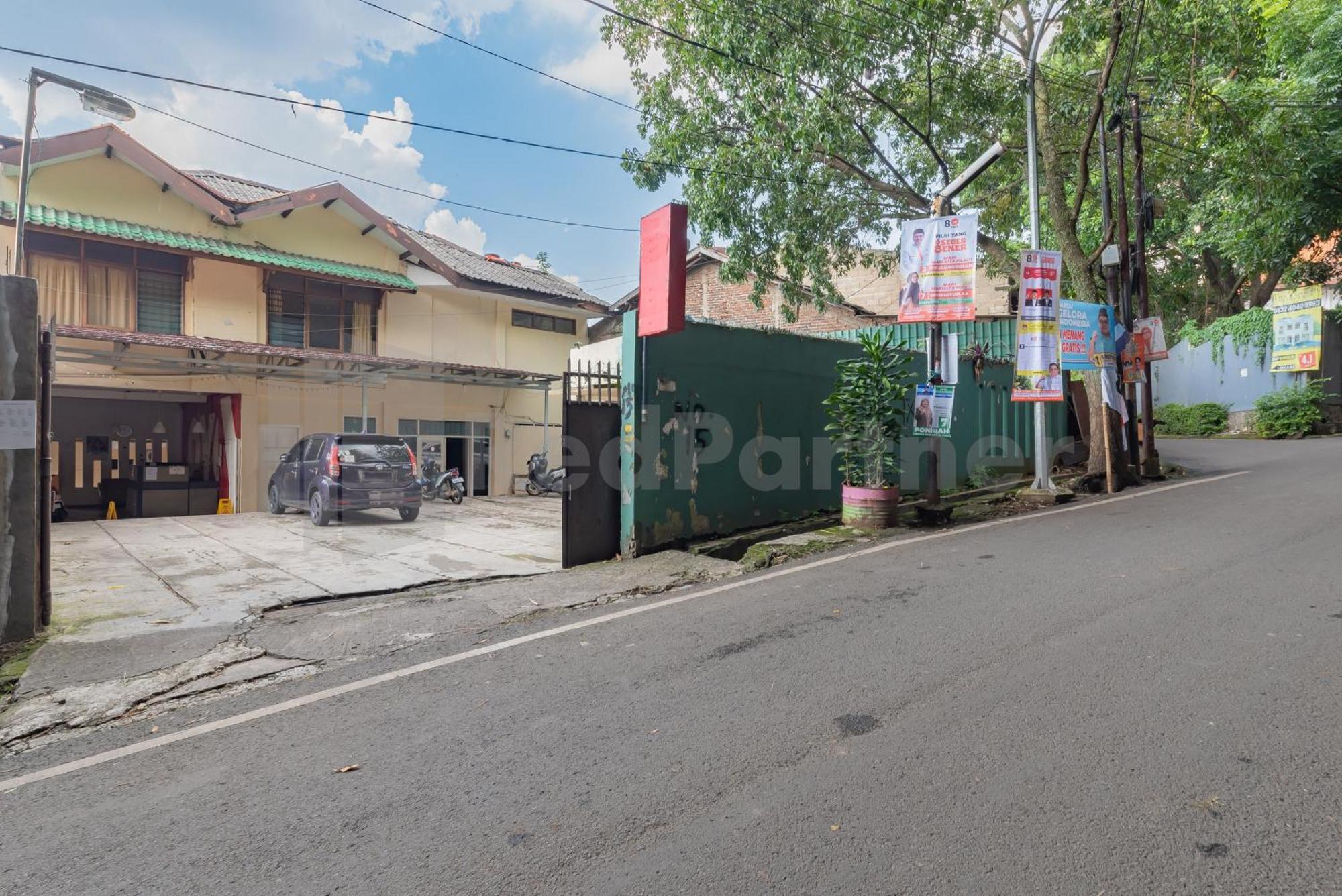 OYO 1340 Wisma Alamanda Bandung Bagian luar foto